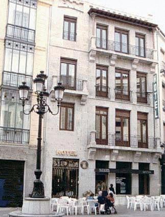 Hotel Rey Nino Ávila 外观 照片