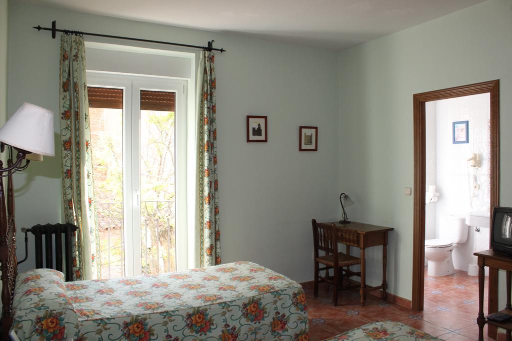 Hotel Rey Nino Ávila 外观 照片