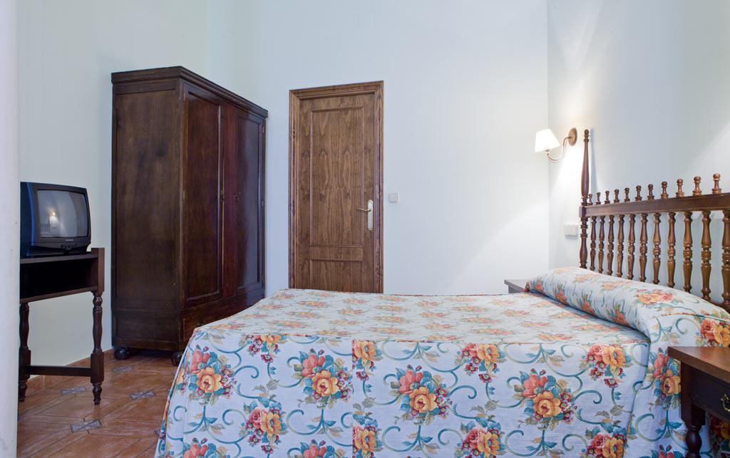 Hotel Rey Nino Ávila 外观 照片