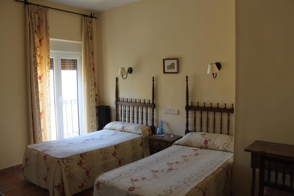 Hotel Rey Nino Ávila 外观 照片
