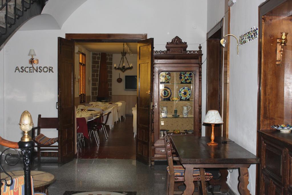 Hotel Rey Nino Ávila 外观 照片